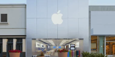 Employees Reveal What it’s Like to Work at Apple